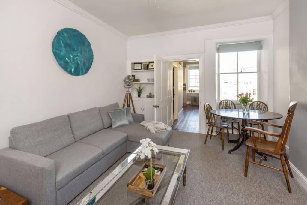 Georgian Apartment Located In The Center Of Bath. Kültér fotó